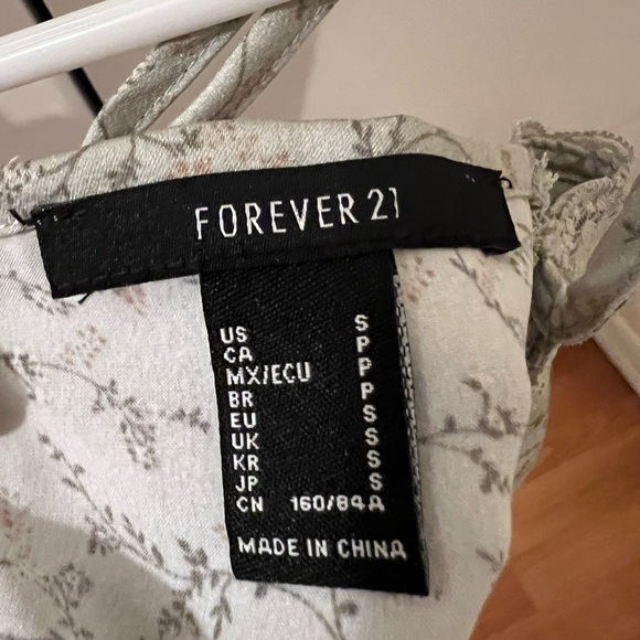 forever 21 sage tieback tank - Picture 5 of 5